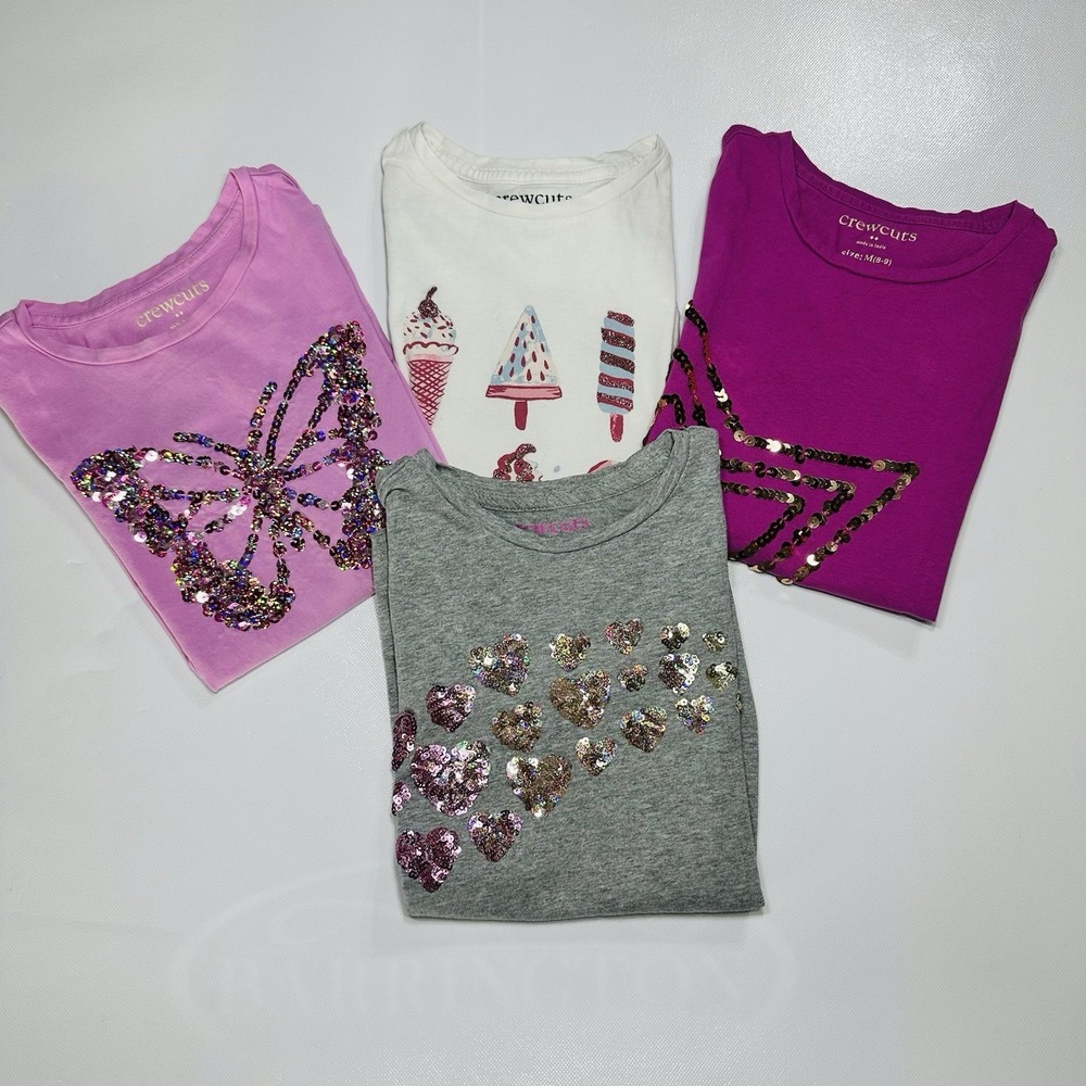 Excellent pre-owned condition. Sequins are secure with minimal wear—bright, clea